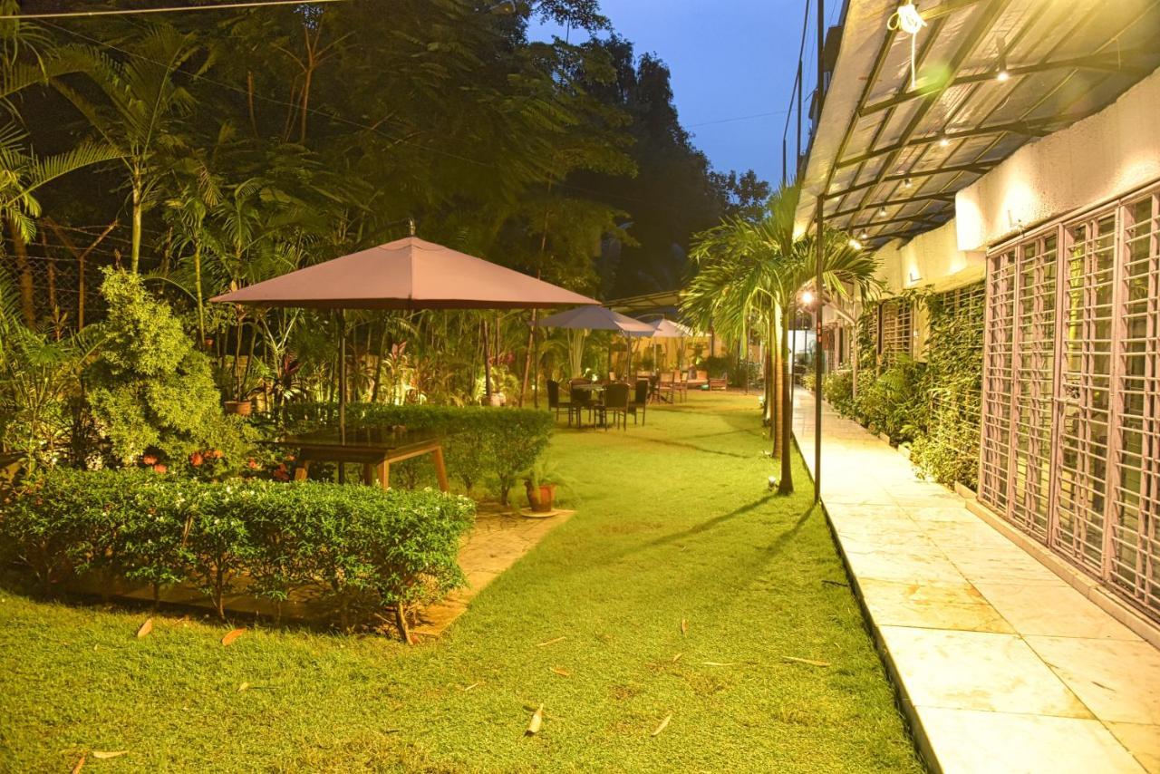 Royal Palms Luxury Service Apartment ناغبور المظهر الخارجي الصورة
