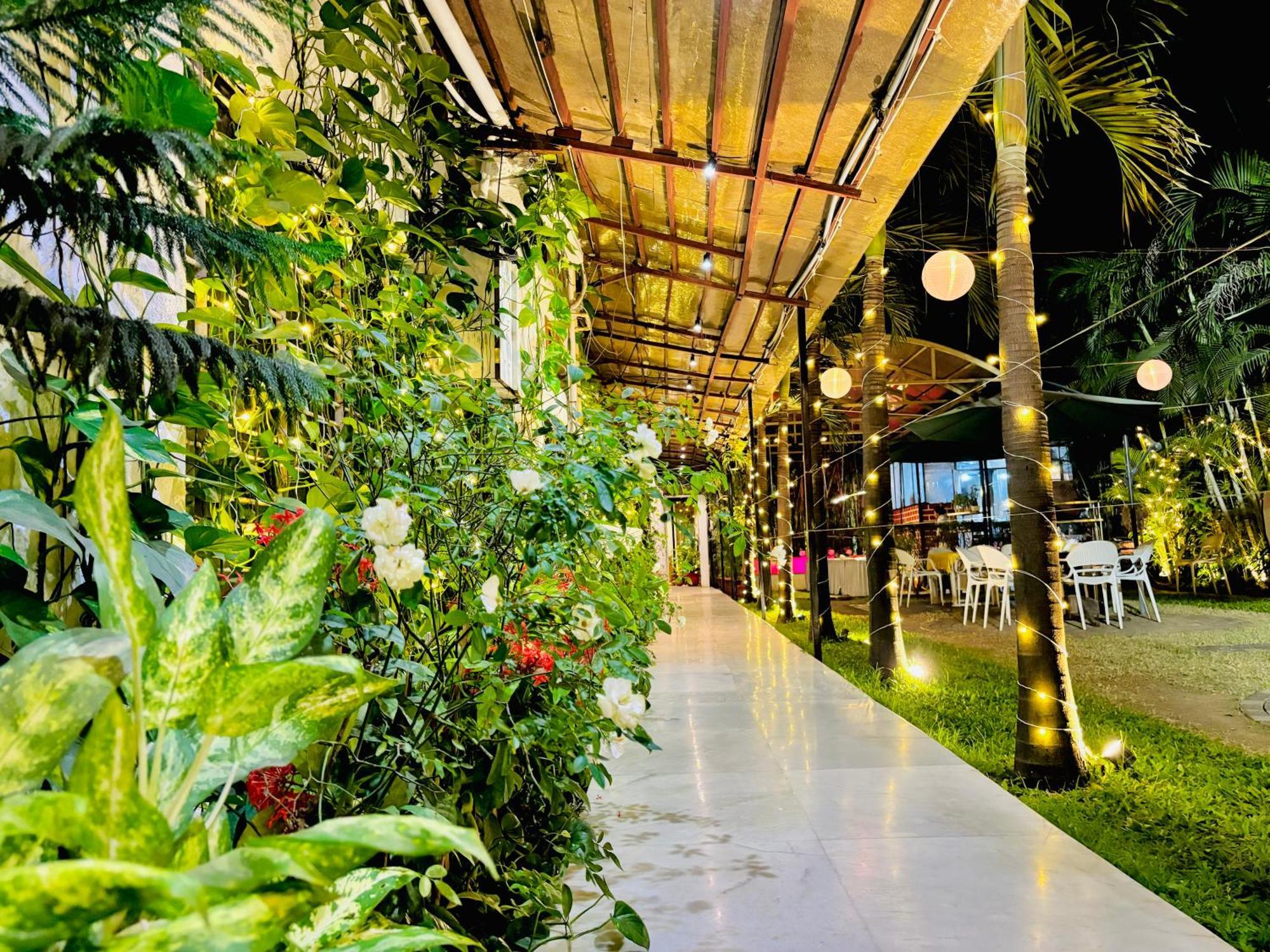 Royal Palms Luxury Service Apartment ناغبور المظهر الخارجي الصورة