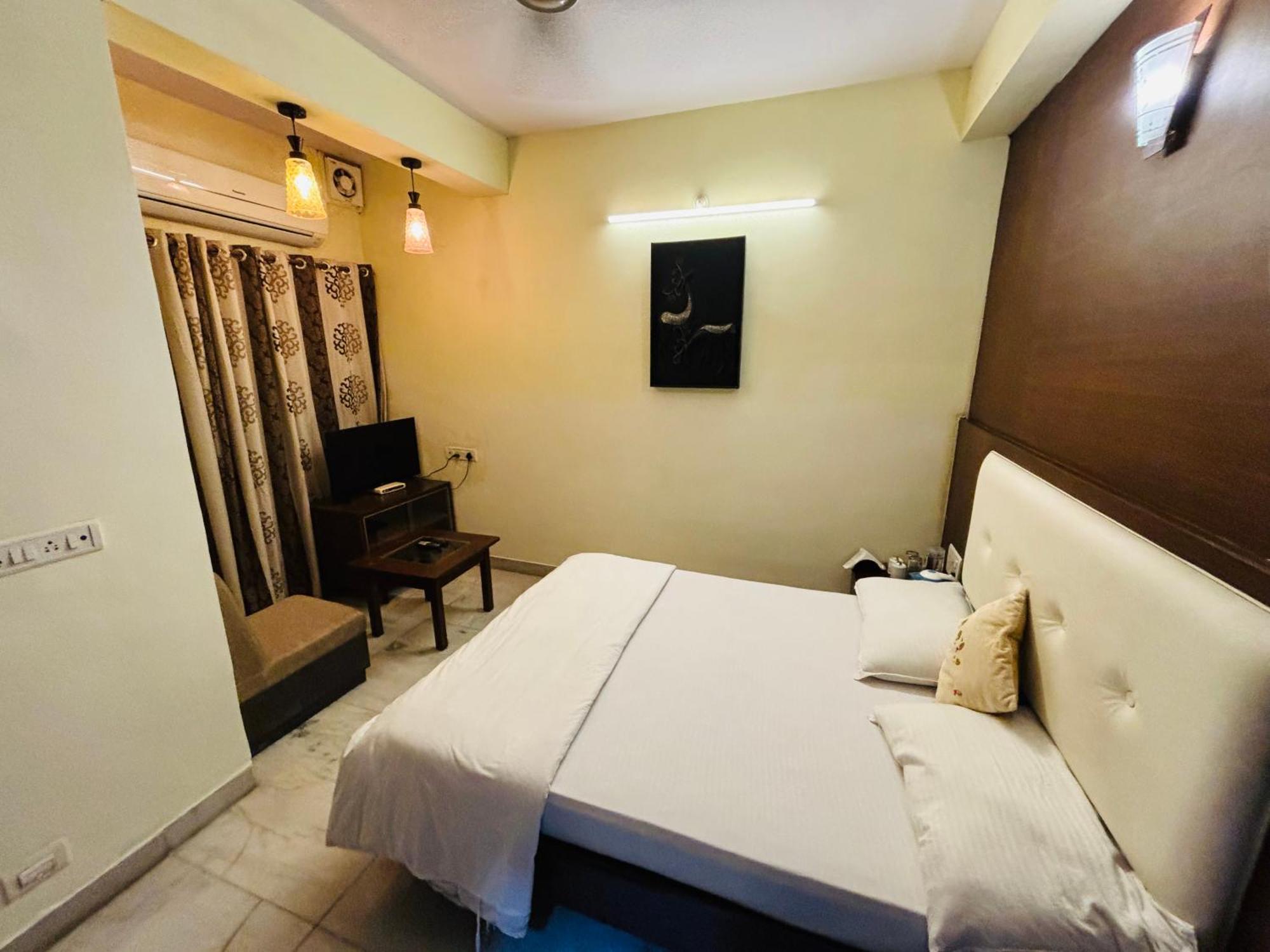 Royal Palms Luxury Service Apartment ناغبور المظهر الخارجي الصورة